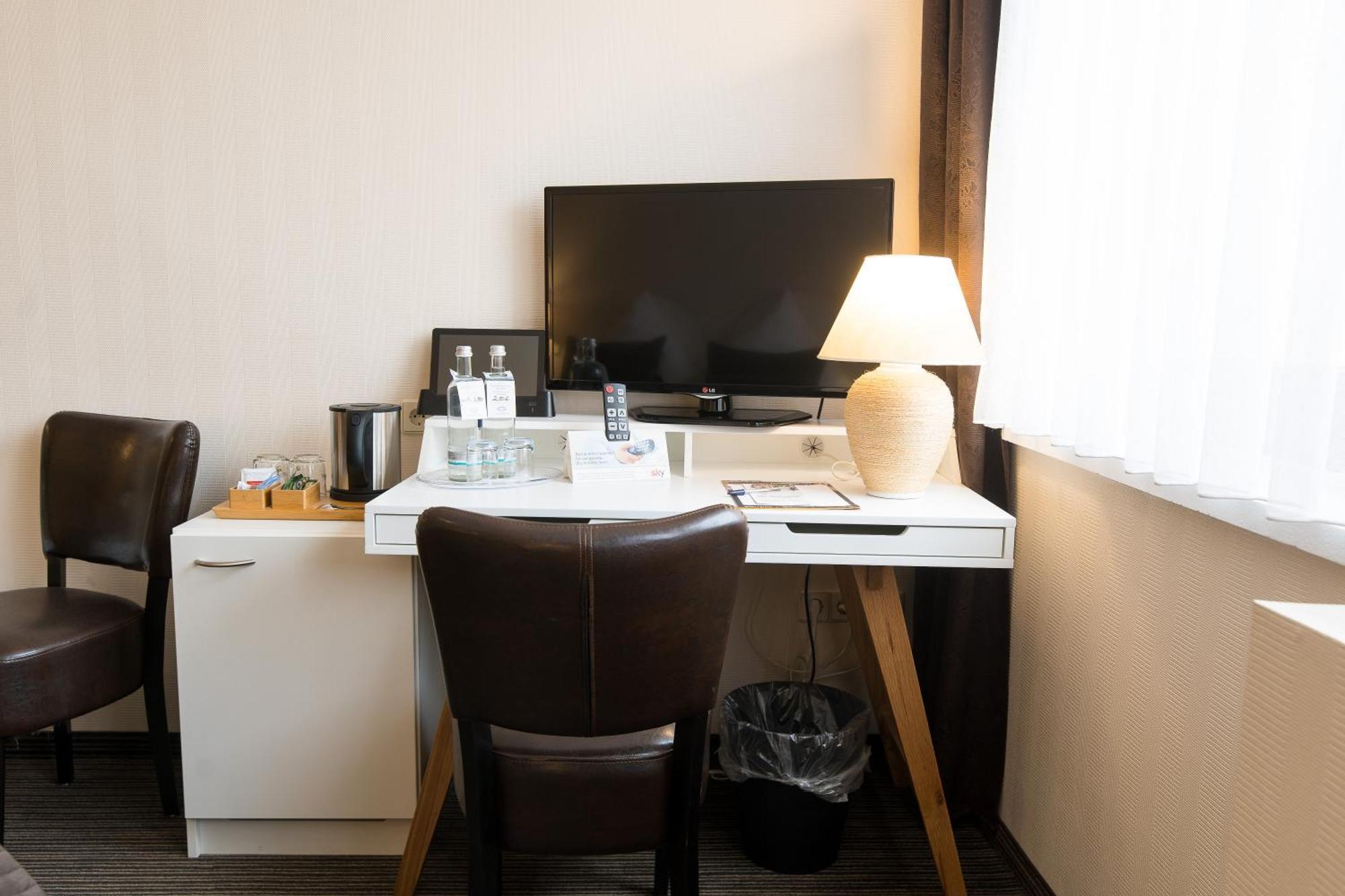 Hotel-Restaurant Thueringer Hof バート・フランケンハウゼン 部屋 写真
